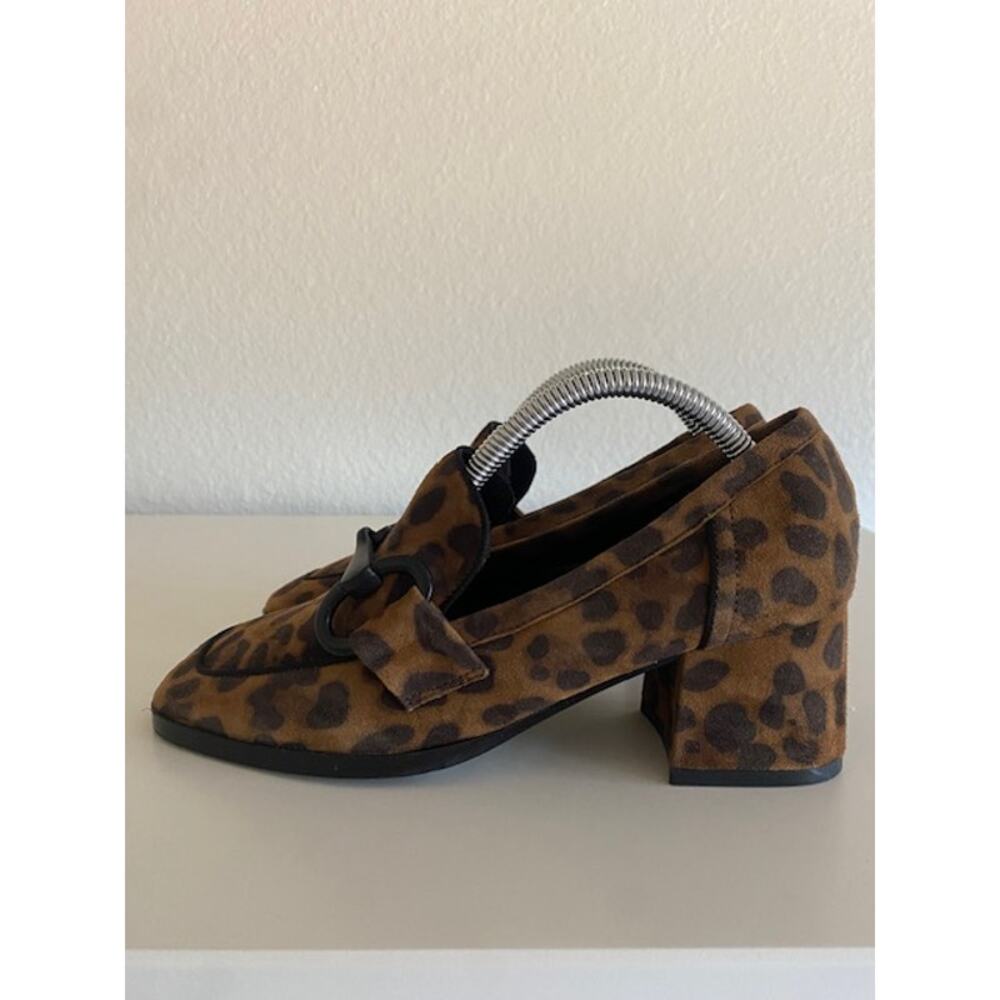 Vaneli Alroy Buckle Block Heel‎ Loafers Leopard Print Suede 2" Heel Women's 5.5M - Picture 6 of 12